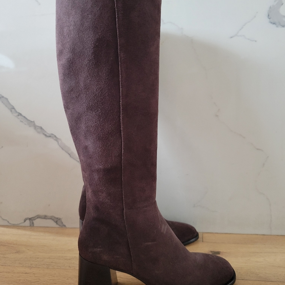 Coach Suede Boots. Size 6. Brown - Picture 4 of 4